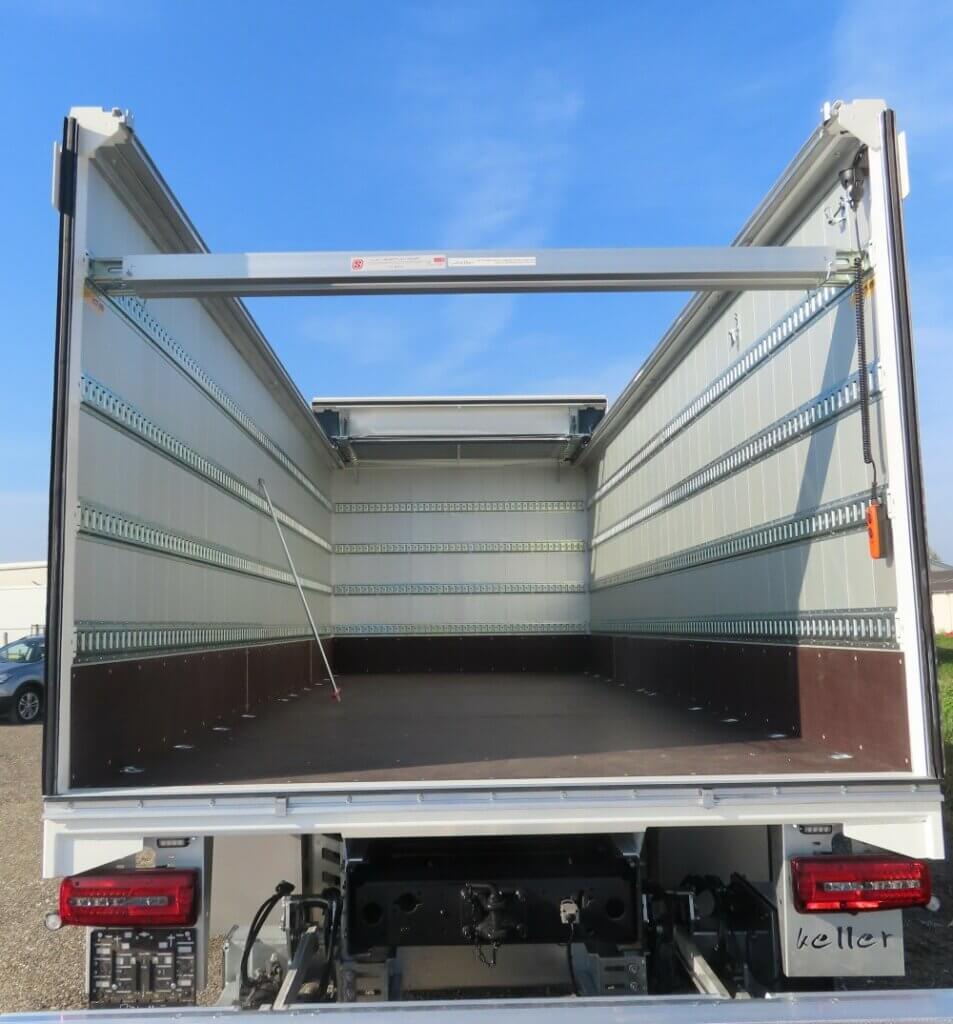 Doppelschalenkoffer mit Schiebedach